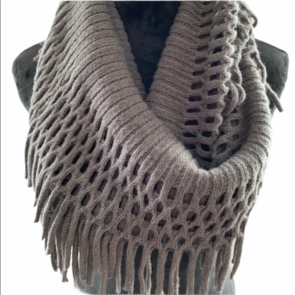 Infinity scarf - Picture 2 of 3